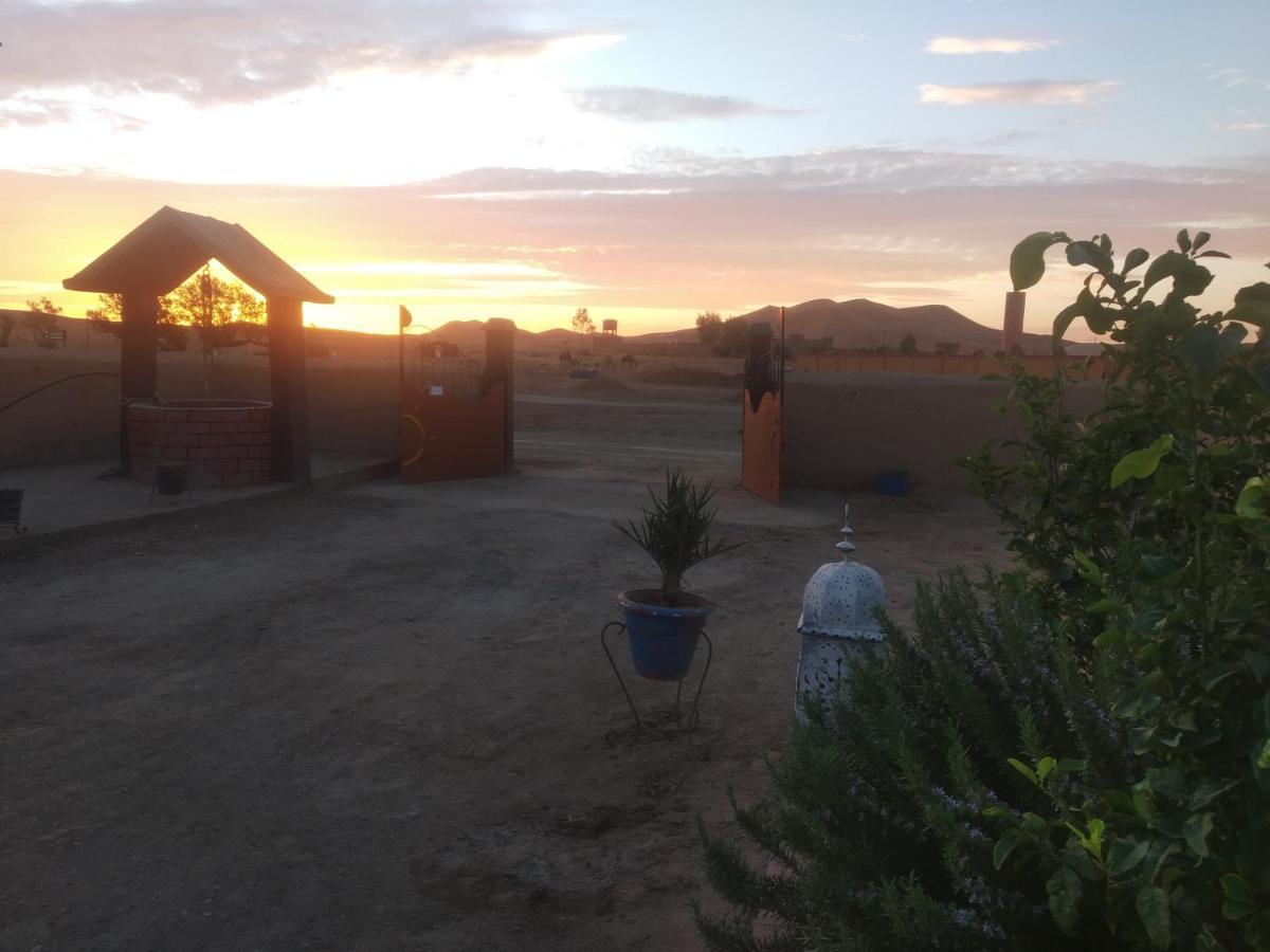 Maison Riad Tamarighte Merzouga Exteriör bild