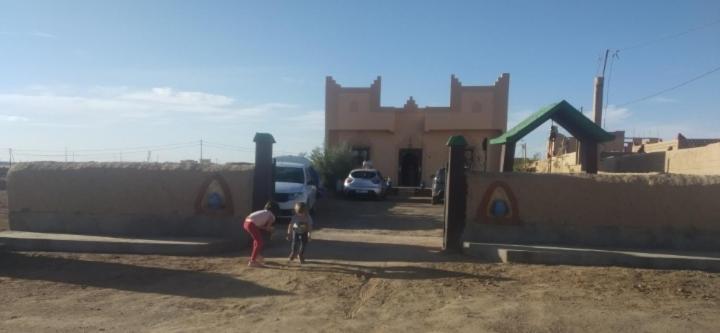 Maison Riad Tamarighte Merzouga Exteriör bild